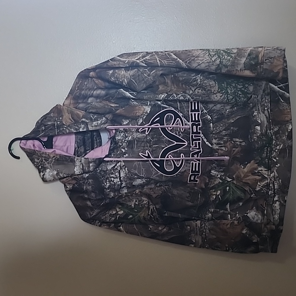 Realtree camo hoodie size M